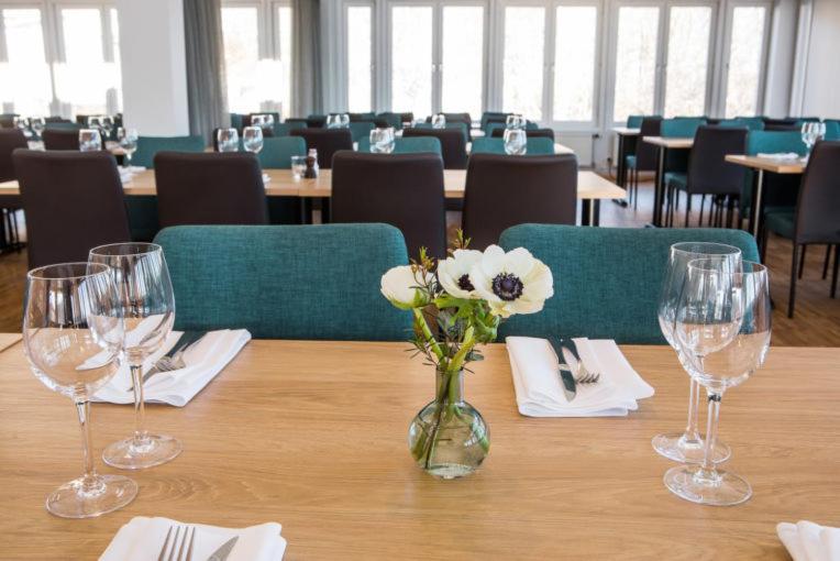 Aronsborgs Konferenshotel Bålsta Eksteriør bilde